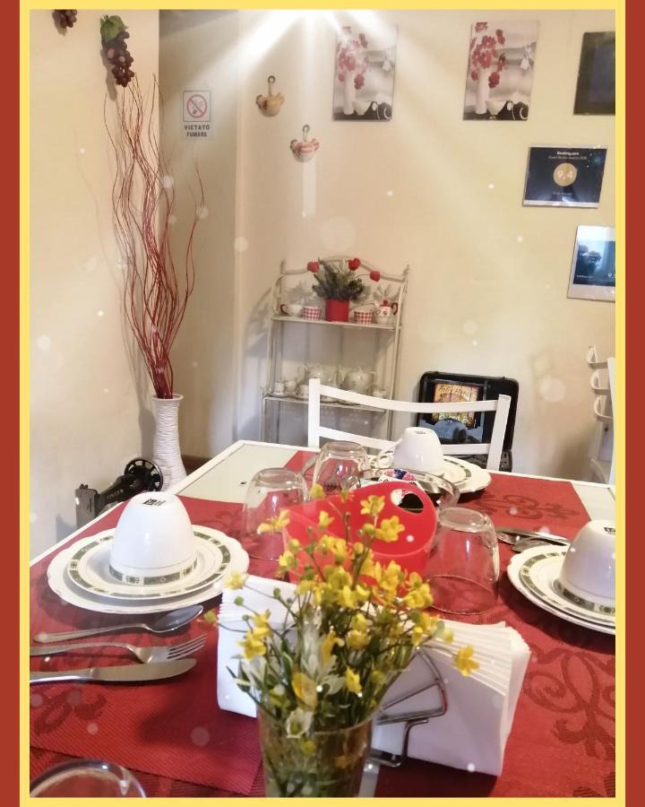 Bed and Breakfast Felix House Codevilla Экстерьер фото