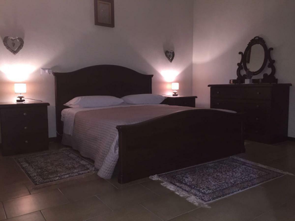 Bed and Breakfast Felix House Codevilla Экстерьер фото