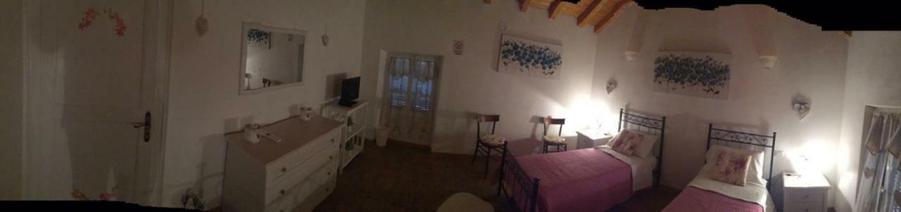 Bed and Breakfast Felix House Codevilla Экстерьер фото